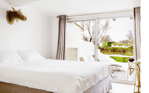 Vue d'une chambre de l'hôtel en Camargue Mas de la Fouque