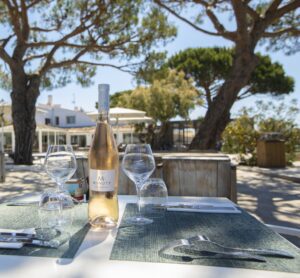 Photo terrasse restaurant Marius Hôtel Spa Camargue Mas de la Fouque